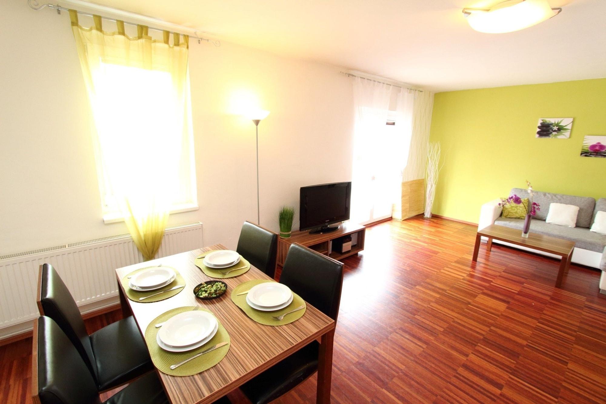 Royal Living Apartments Вена Экстерьер фото
