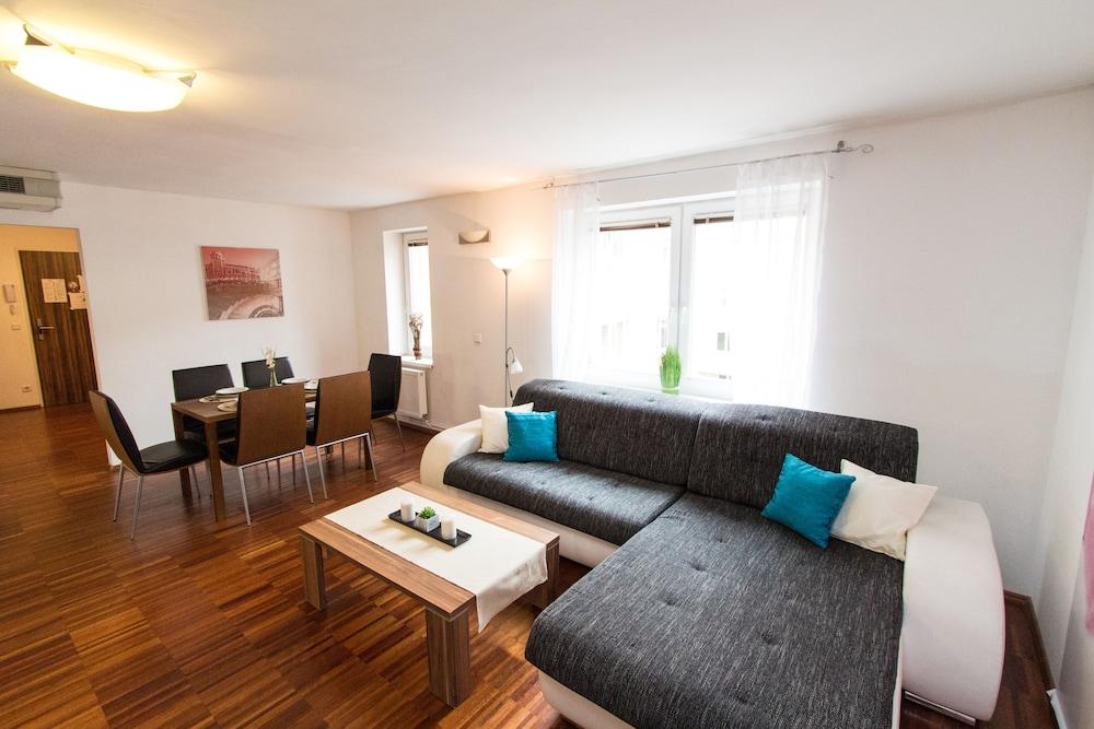 Royal Living Apartments Вена Экстерьер фото